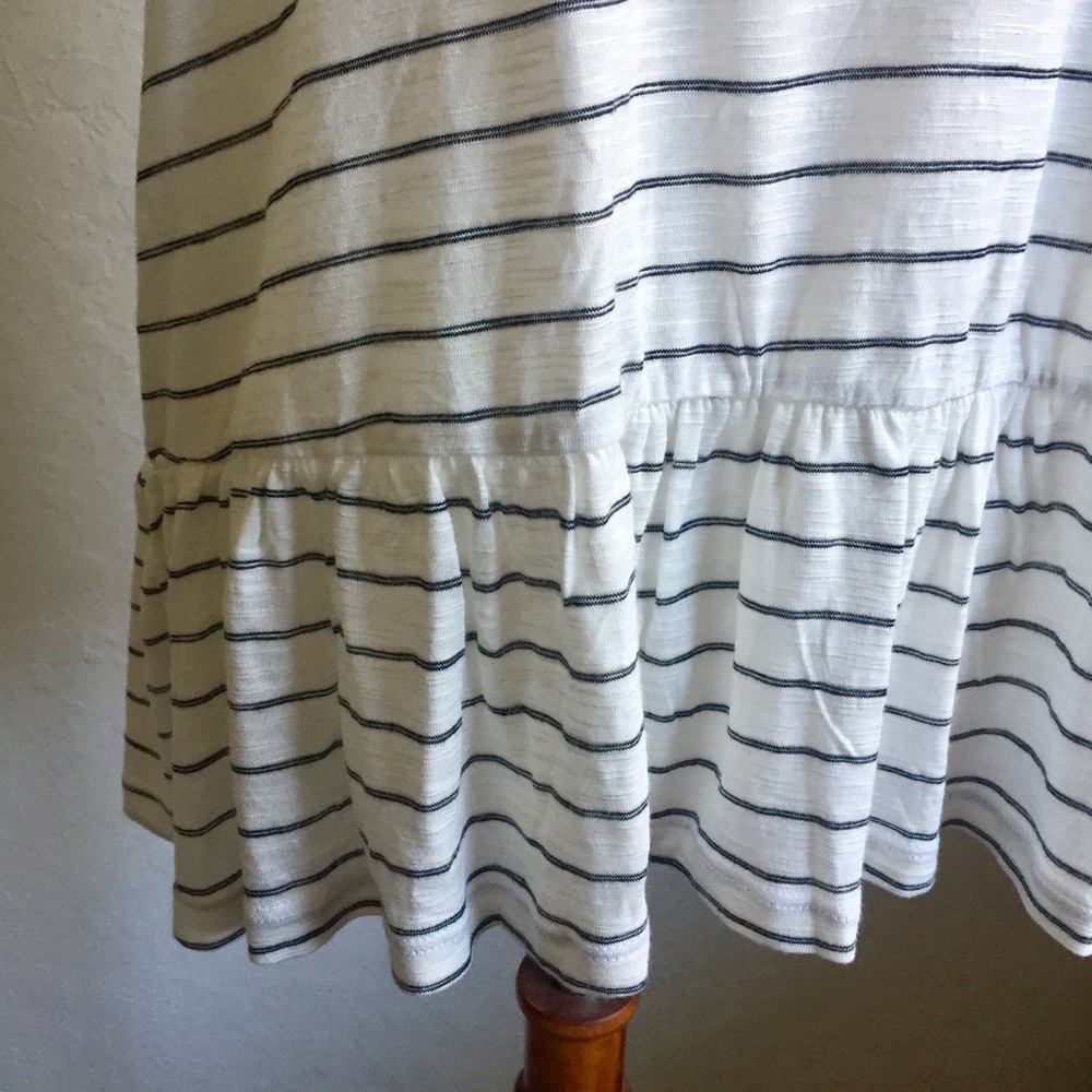 Maison Jules - White Black Stripes Peplum Tank XXL - Picture 4 of 5